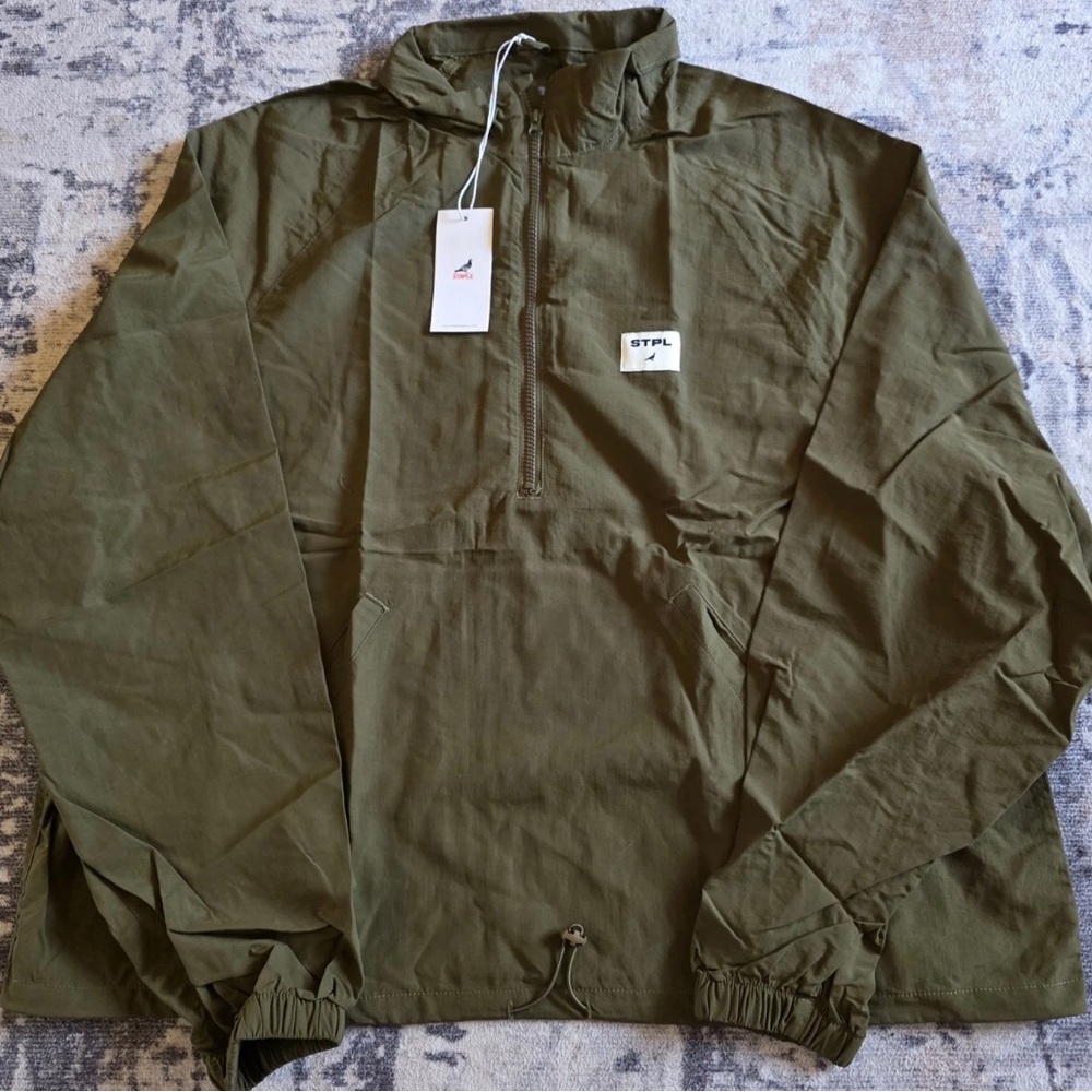 Staple Pigeon Jacket MED Windbreaker Lightweight Olive Green NWT Half Zip